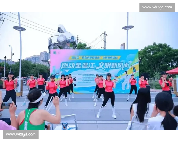 2025 成都绿道国际自行车赛燃动蓉城 千骑竞逐世运练兵场